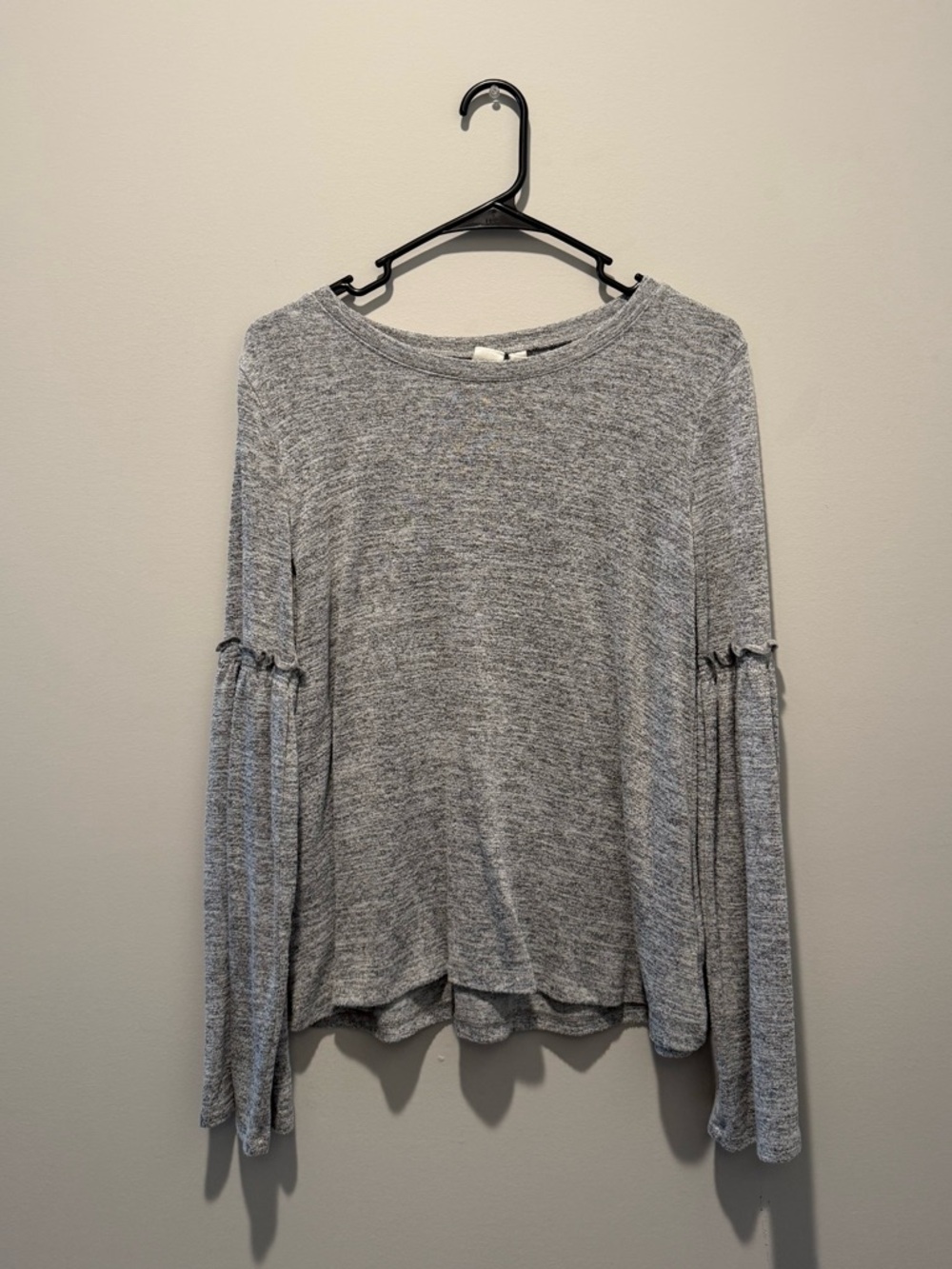 GAP Heather Gray Bell Sleeve Top